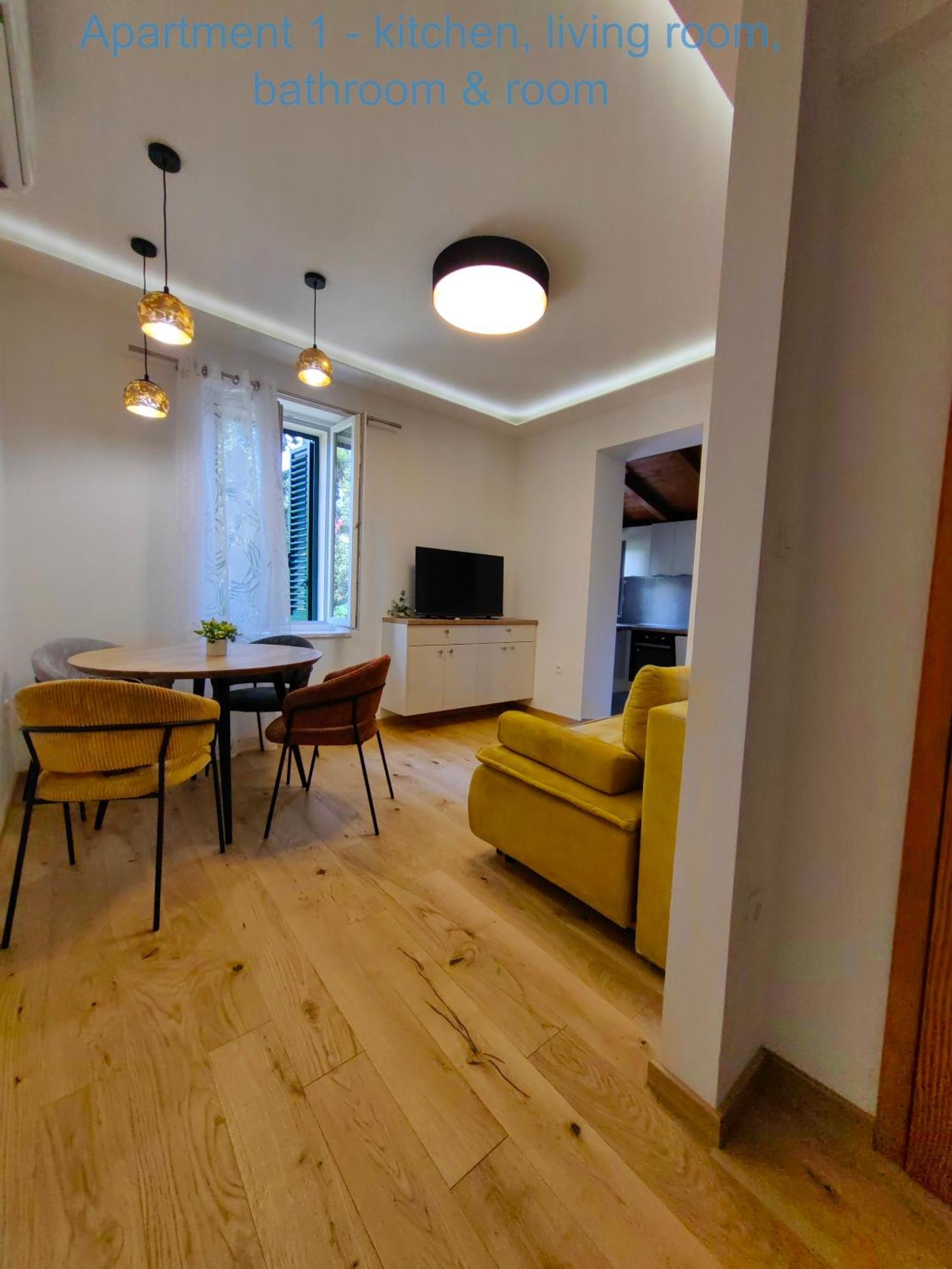 Relax And Enjoy Apartments Split Exteriör bild