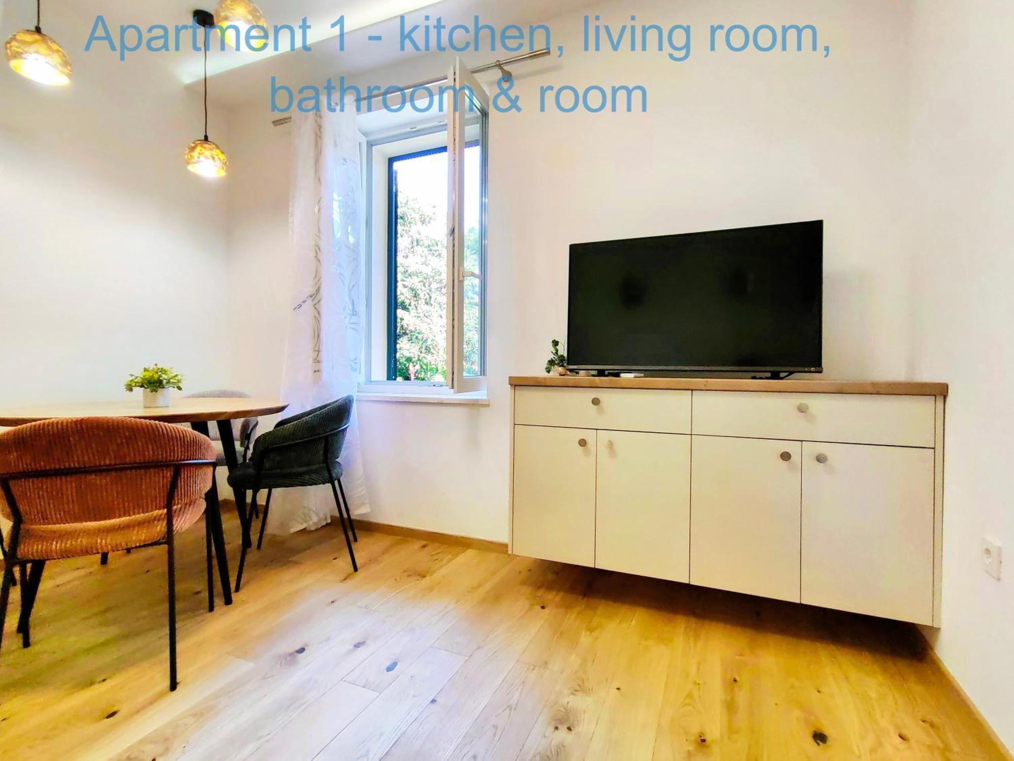 Relax And Enjoy Apartments Split Exteriör bild