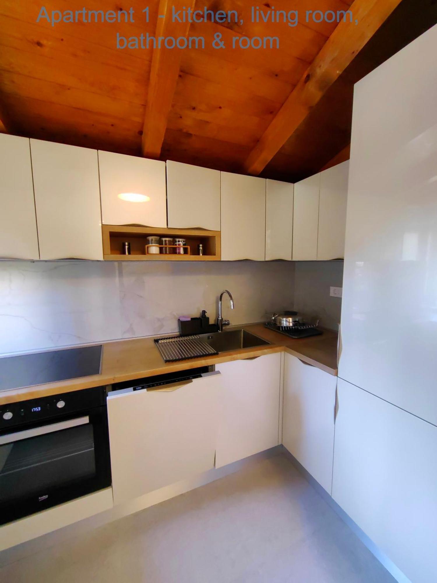 Relax And Enjoy Apartments Split Exteriör bild
